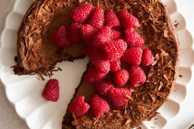 Flourless Chocolate Cake: A Rich, Gluten-Free Chocolate Dream